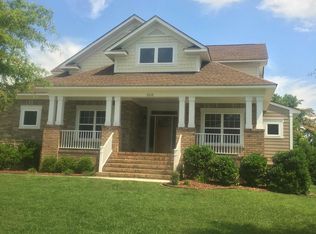 2112 Golfwatch Ln, Virginia Beach, VA 23456