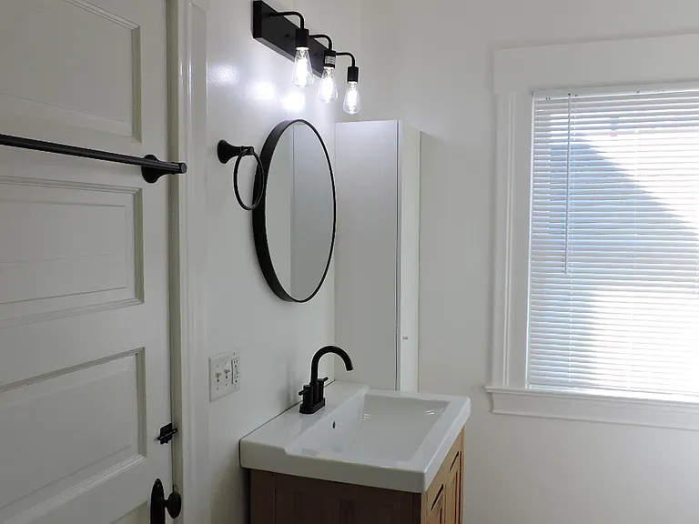 1628-1630 G St #1628-B — Photo 16