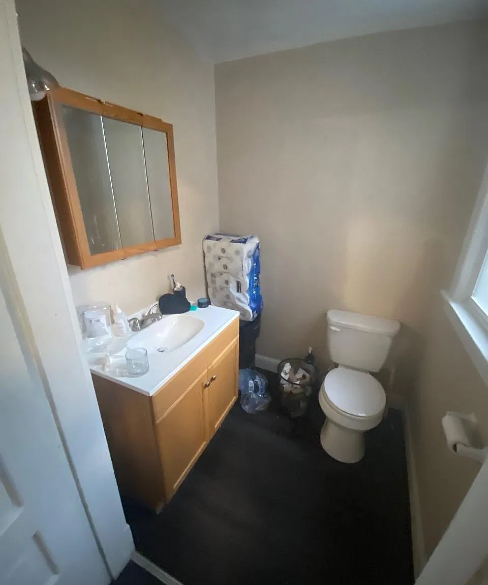 5 bed, 1.5 bath, 1900 sqft, $3,450 — Photo 4