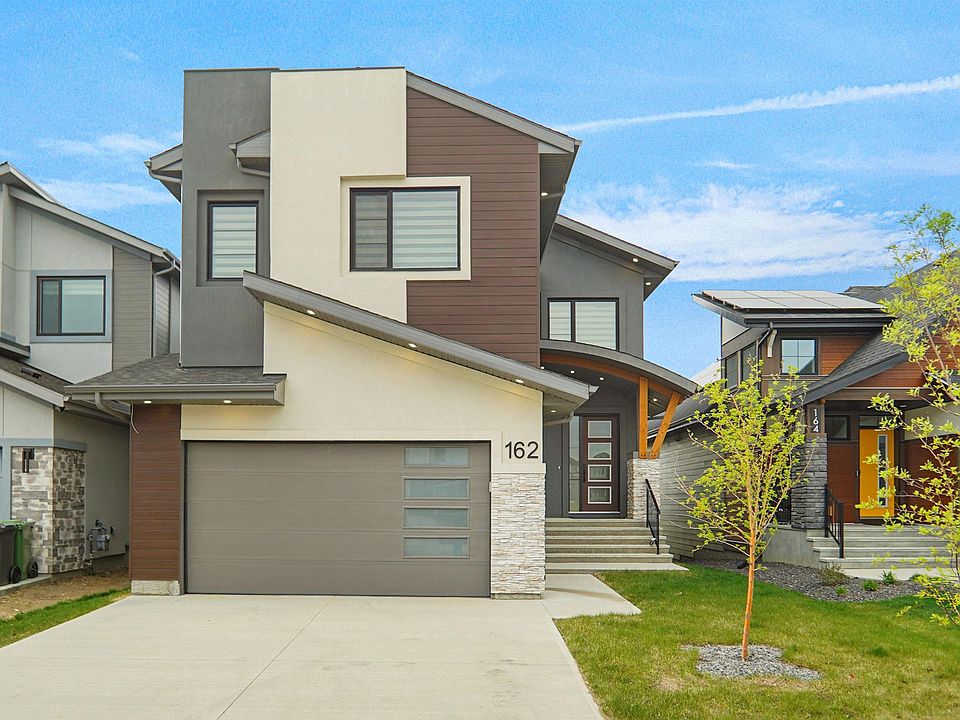 1st image of 162 Edgewater Cir