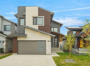 162 Edgewater Cir, Leduc, AB T9E1K5