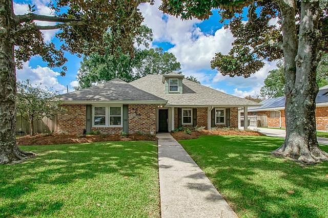 1st image of 9612 Robin Ln