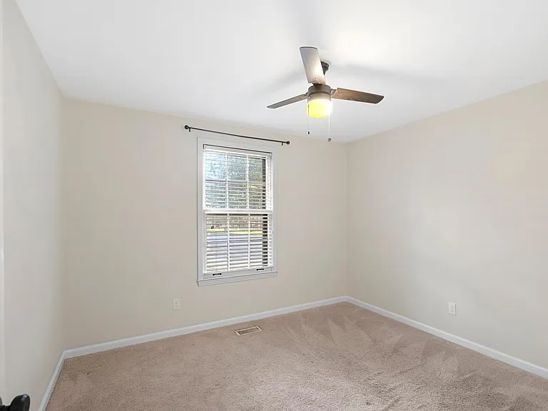 805 Fitzpatrick Rd — Photo 14