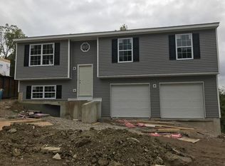 5 Skidmore St, Cleves, OH 45002