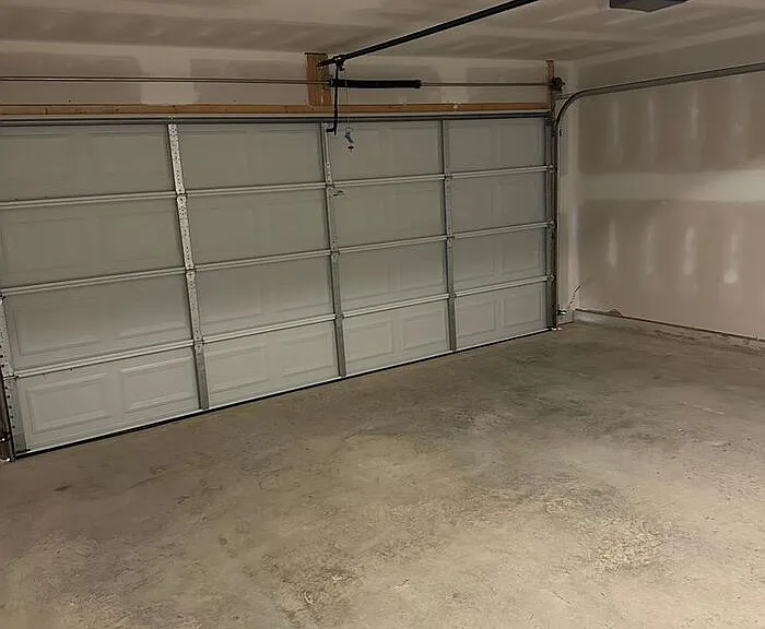 2260 W Middlebrooke Xing — Photo 18
