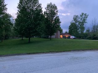 3190 Seven Oaks Dr, Laura, OH 45337