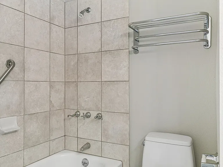 5208 N 78th Way — Photo 23