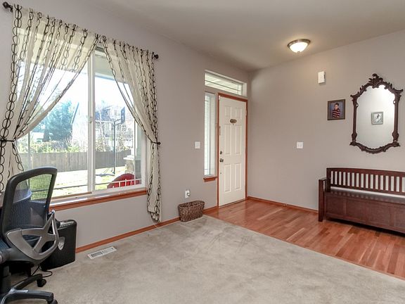 3rd image of 19102 76th Avenue Ct