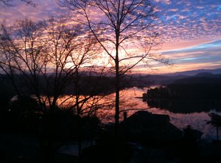 345 Southshore Dr, Greenback, TN 37742