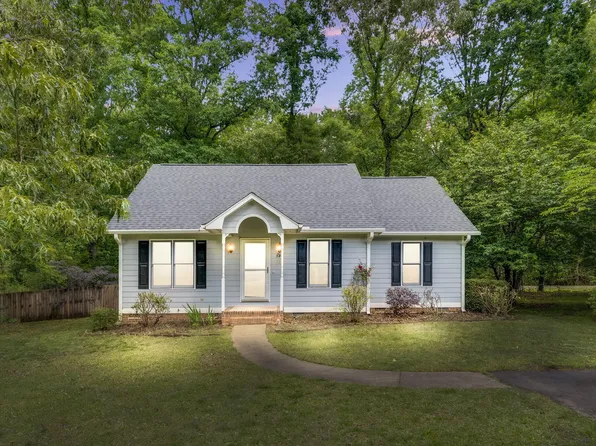 324 Waterside Dr, Sanford, NC 27330