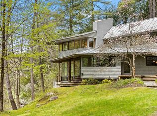 336 Turnpike Rd, Norwich, VT 05055