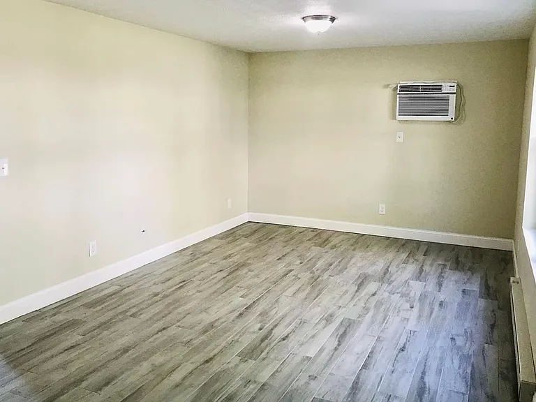 1537 Benjamin Ct #2 — Photo 15
