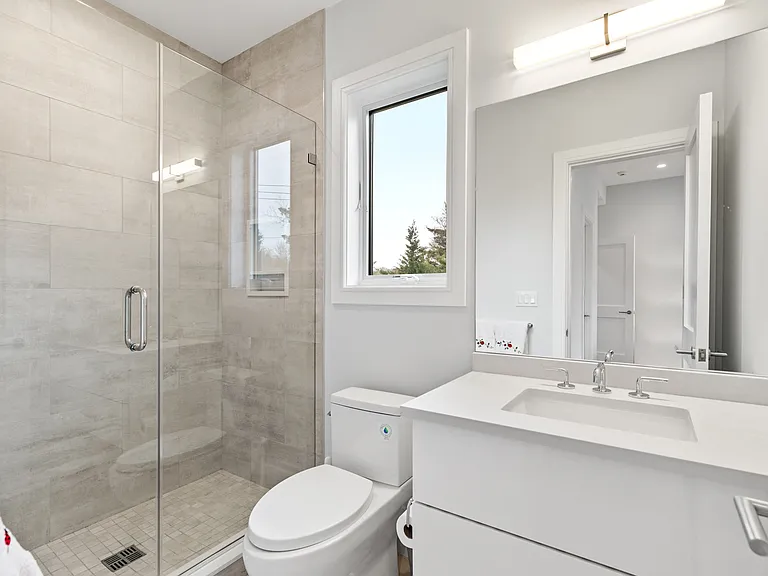 240 Head Of Pond Rd — Photo 26
