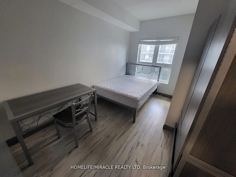 258 A Sunview St #131 — Photo 5