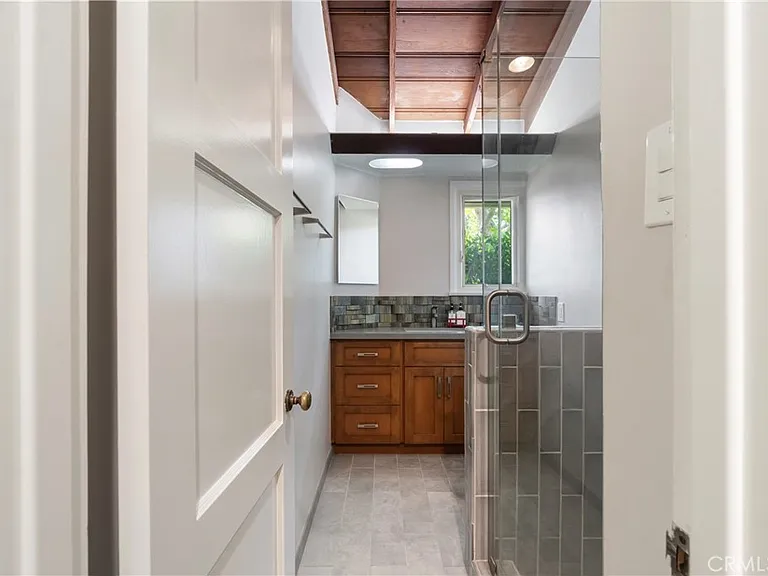 229 Glenullen Dr — Photo 25