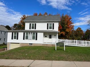 576 E Main St, Meriden, CT 06450