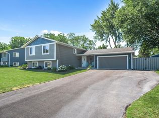 3846 Country Creek Way, Eagan, MN 55122