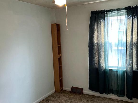 5th image of 8520 Castor Ave