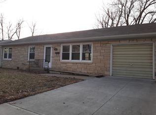 1547 Harry Rd, Manhattan, KS 66502