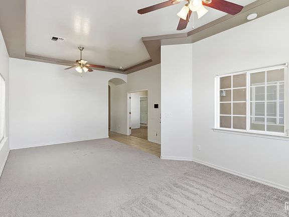 5th image of 2415 Macau St