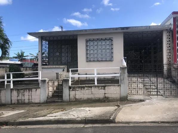 Jazmin Jazmin Cmn, Juncos, PR 00777