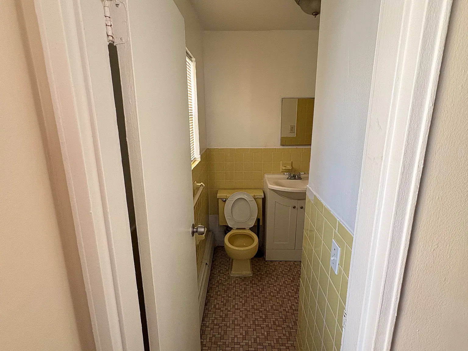 Studio, $1,395 — Photo 4