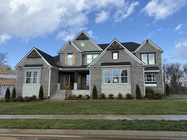 5700 Nola Dr, Arrington, TN 37014