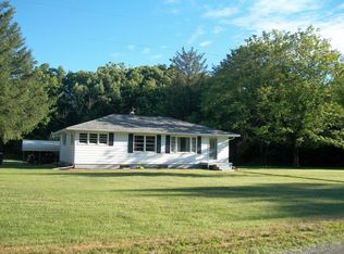 14100 E 1130th Rd, Marshall, IL 62441