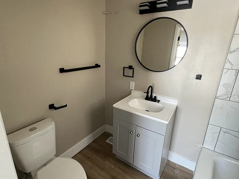 730 Custer St #1 — Photo 9