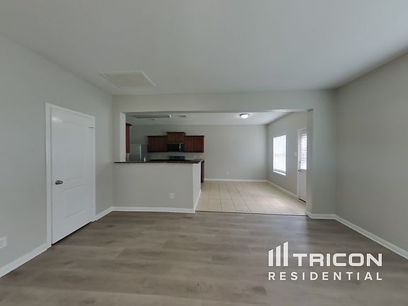 3rd image of 20526 Freedom River Dr