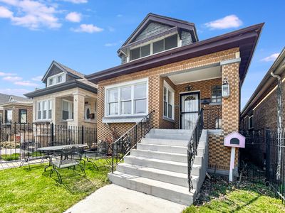 3422 N Kolmar Ave, Chicago, IL, 60641