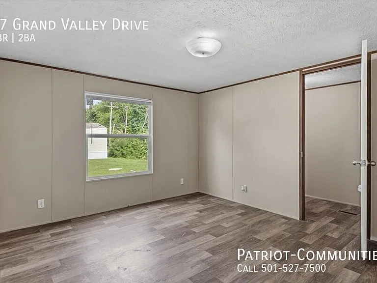 17 Grand Valley Dr — Photo 11