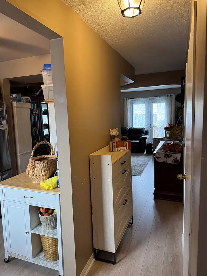 3 bed, 1.5 bath, $2,150 — Photo 2