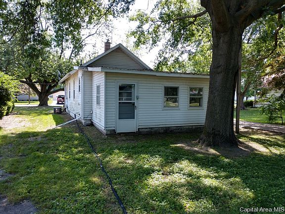 4th image of 1624 Florence Ave