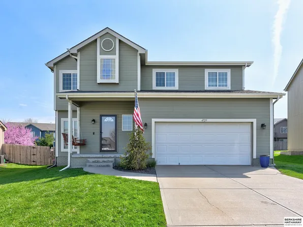 4729 N 163rd St, Omaha, NE 68116