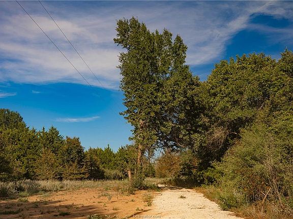 5th image of 12416 Red Hill Rd