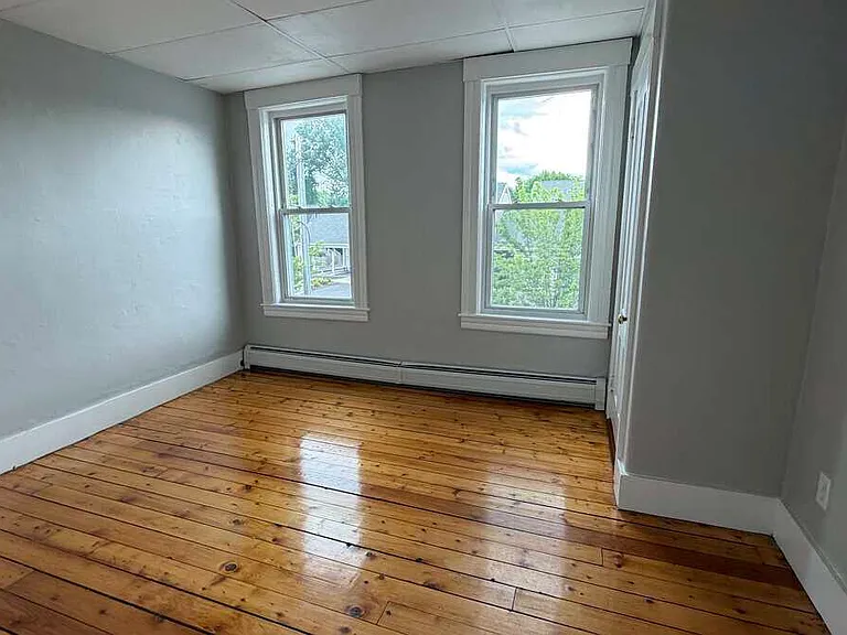 166 King St #2 — Photo 8