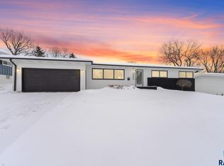 2808 S Jefferson Ave, Sioux Falls, SD 57105