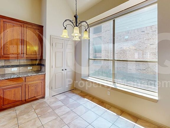 4th image of 4421 Sandra Lynn Dr