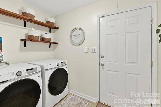 4131 Huntmeadow Dr — Photo 2