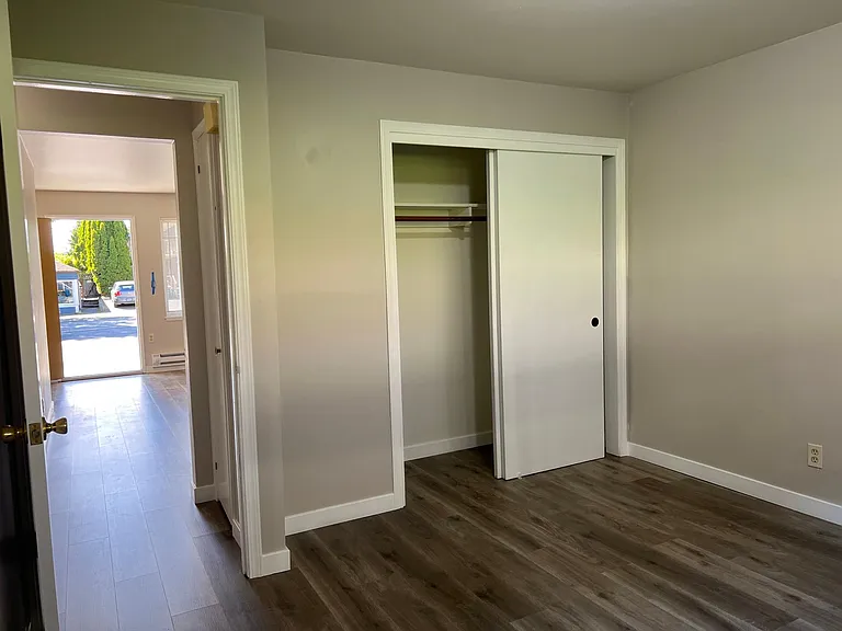 6000 California Ave SW — Photo 5