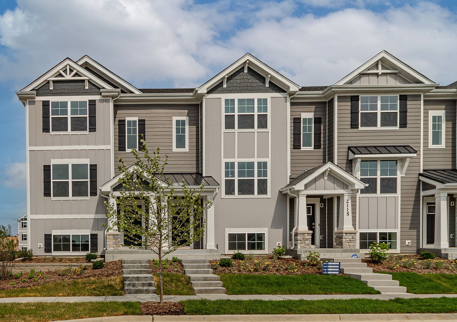 2111 Yellowstone Blvd #2111