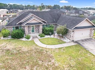 33592 Fieldstone Ln, Lillian, AL 36549
