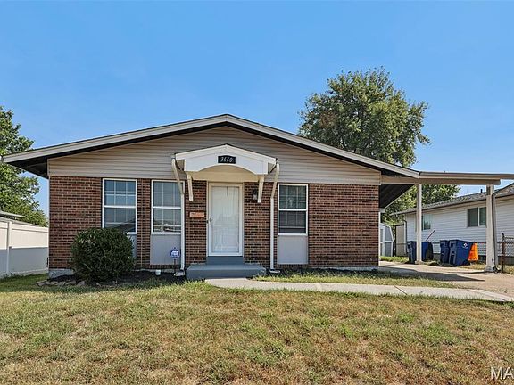 3rd image of 3660 Woodman Dr
