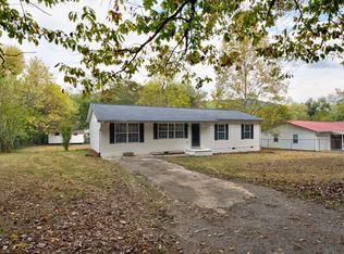 802 Castle View Cir, Jasper, TN 37347