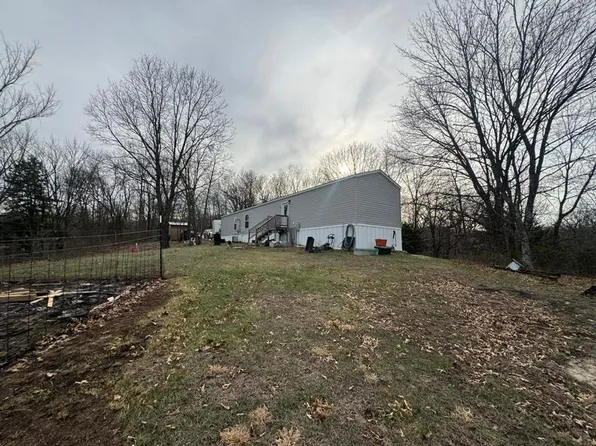 27854 Loeffler Store Trl, Green Castle, MO 63544