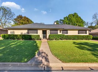 1907 Wes Hardin Cir, Bonham, TX 75418