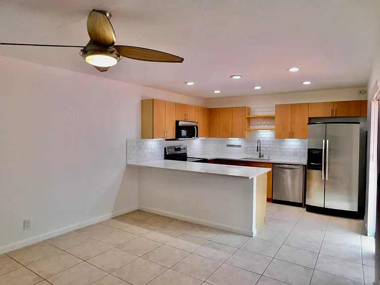 4155 Turnberry Cir #29 — Photo 8