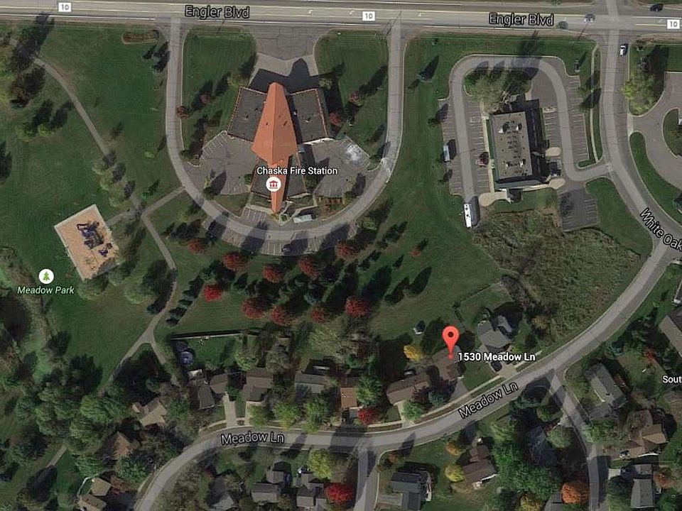 2nd image of 1530 Meadow Ln