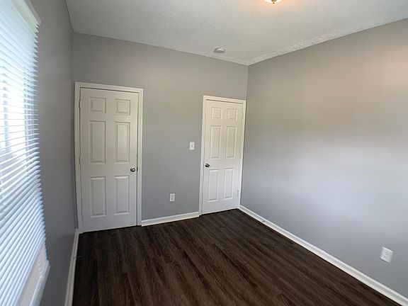 5th image of 2830 Central Ave #2830